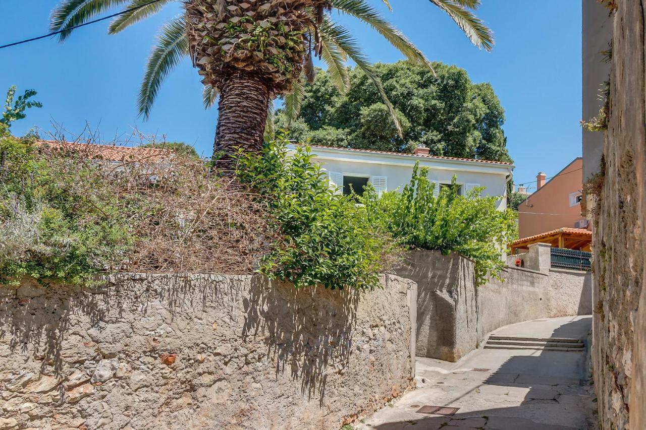 Apartman Pia Mali Lošinj Exteriér fotografie